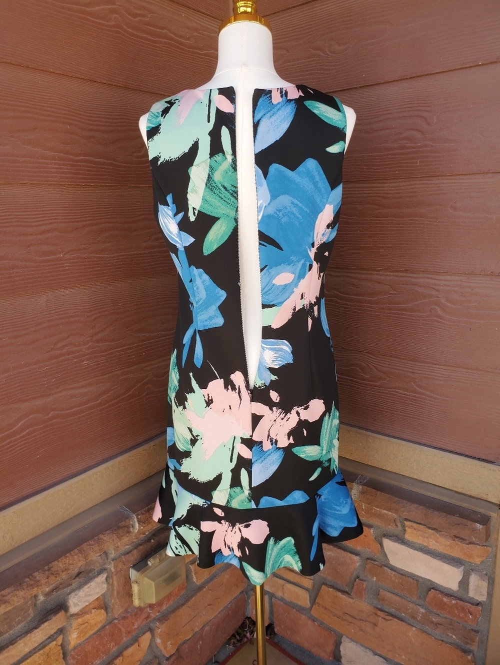 Vince Camuto Floral Scuba Ruffle Sleeveless Sheath Mini Dress Women's Size 10 - Picture 8 of 16